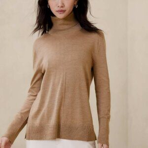 Banana Republic 100% Merino Wool Sweater